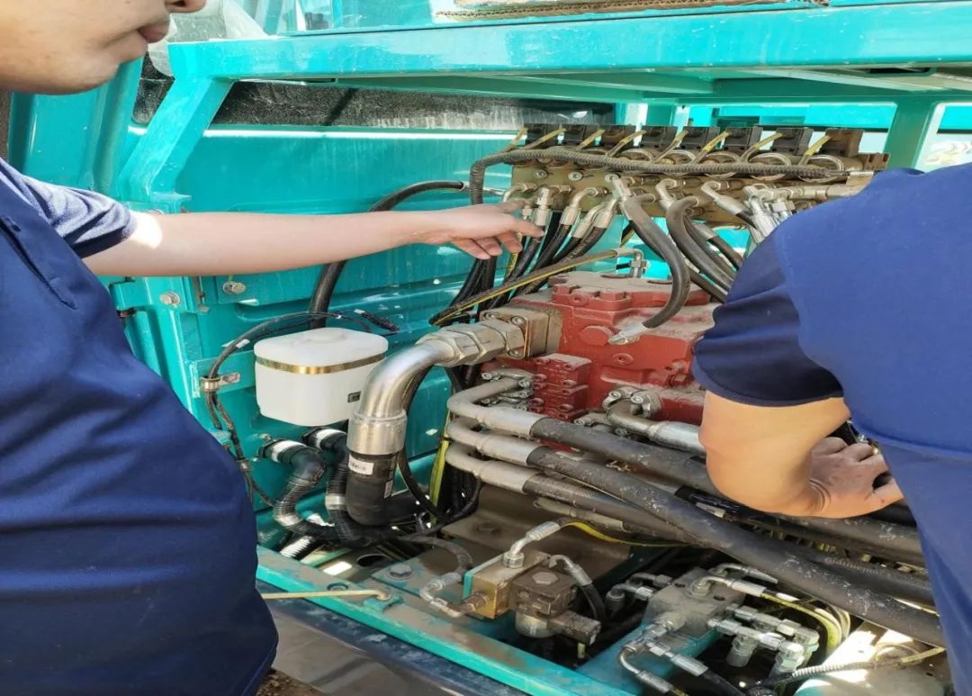 茫茫大西北，浓浓山河情！山河智能全球服务万里行走进西北