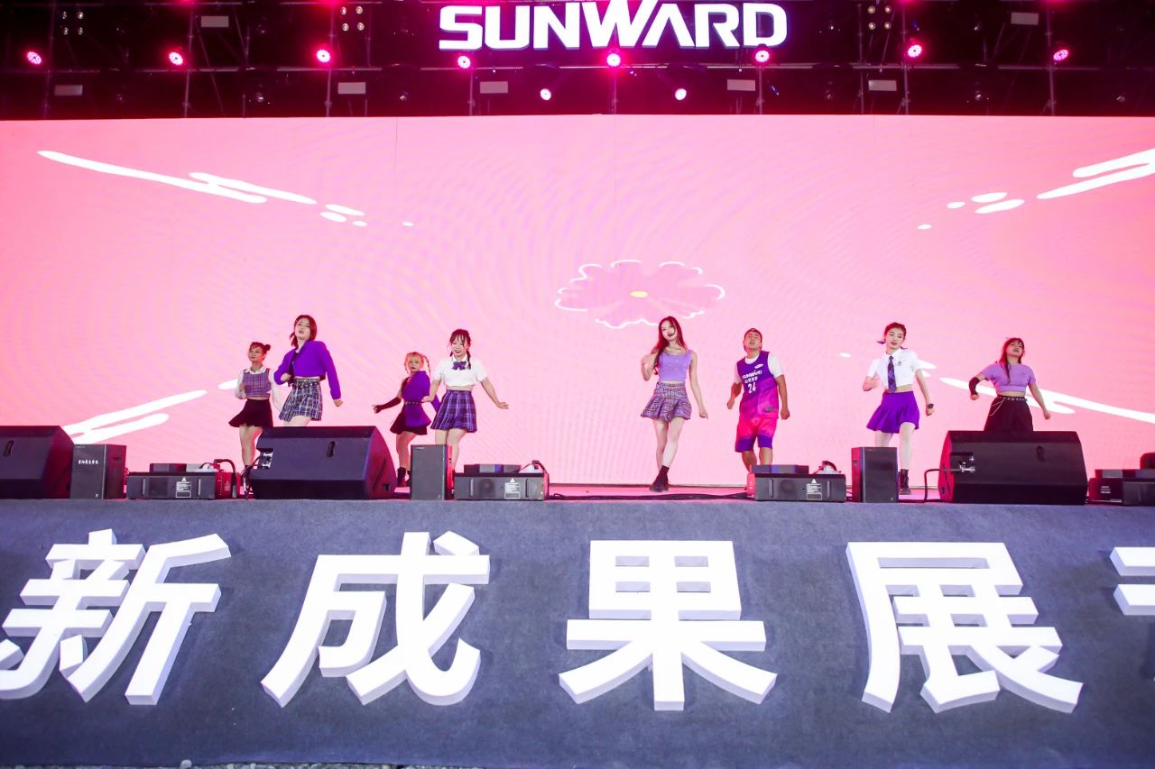 逛展超热闹！山河智能成果展示会高能名场面来袭