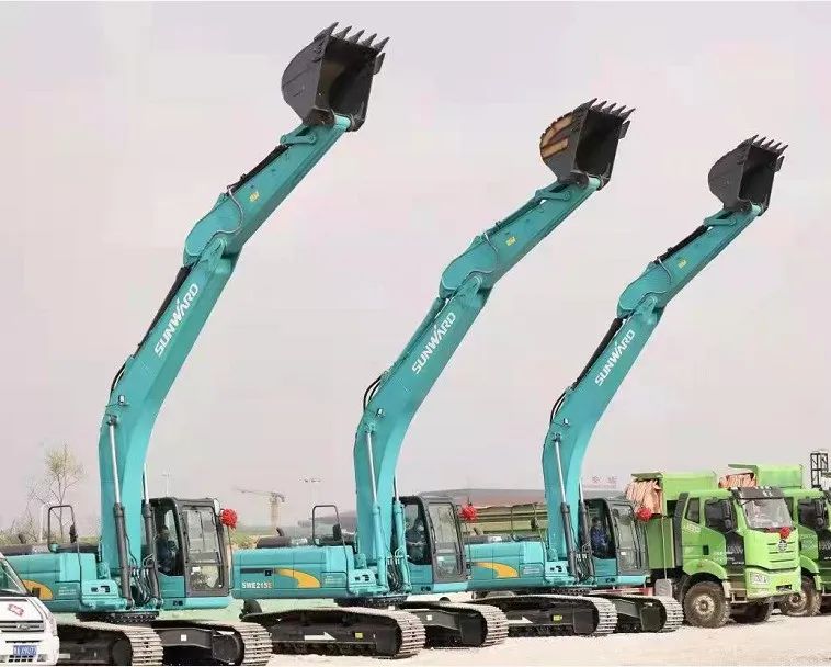 山河智能挖掘机亮相贵阳大数据科创城项目开工仪式