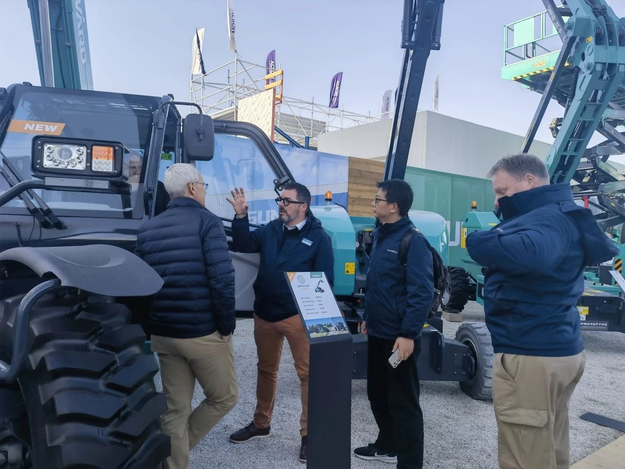 山河智能高空机械闪耀Bauma 2025！ 新能源技术与创新产品获全球瞩目