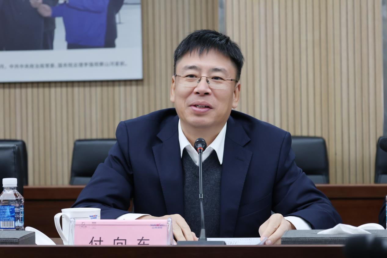 新矿投资集团党委书记、董事长王漠到访山河智能